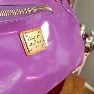 Dooney & Bourke